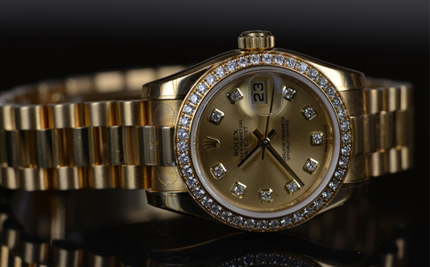 勞力士手表帶多少錢一條（勞力士手表進(jìn)水）